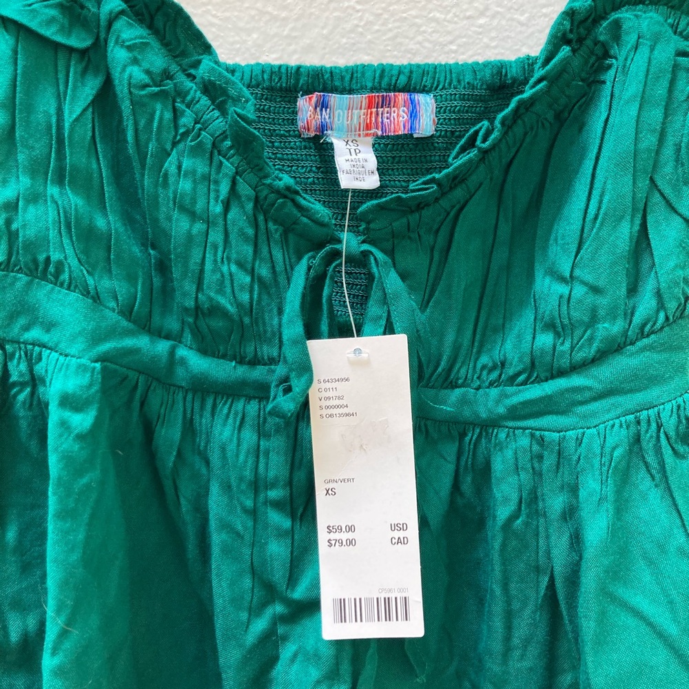 NWT Urban outfitters green cami - Picture 7 of 8